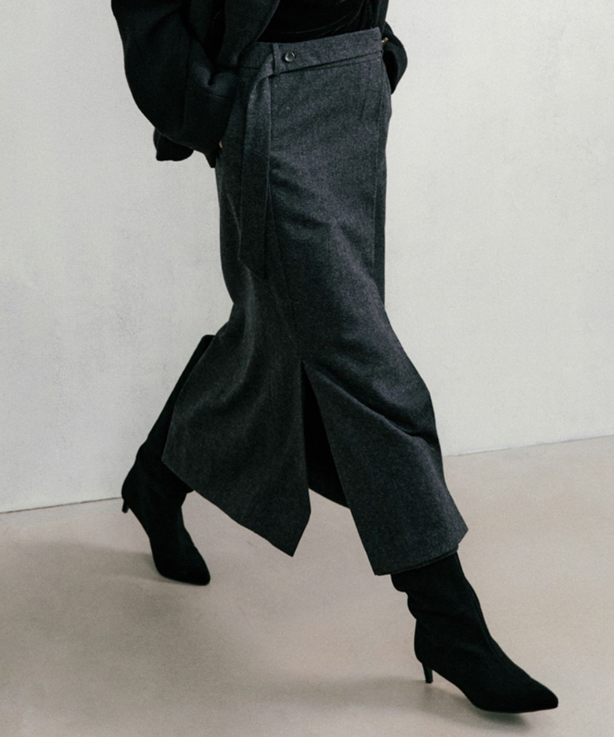 바니스뉴욕(BARNEYS NEWYORK) FW 스웨이드 부츠 블랙