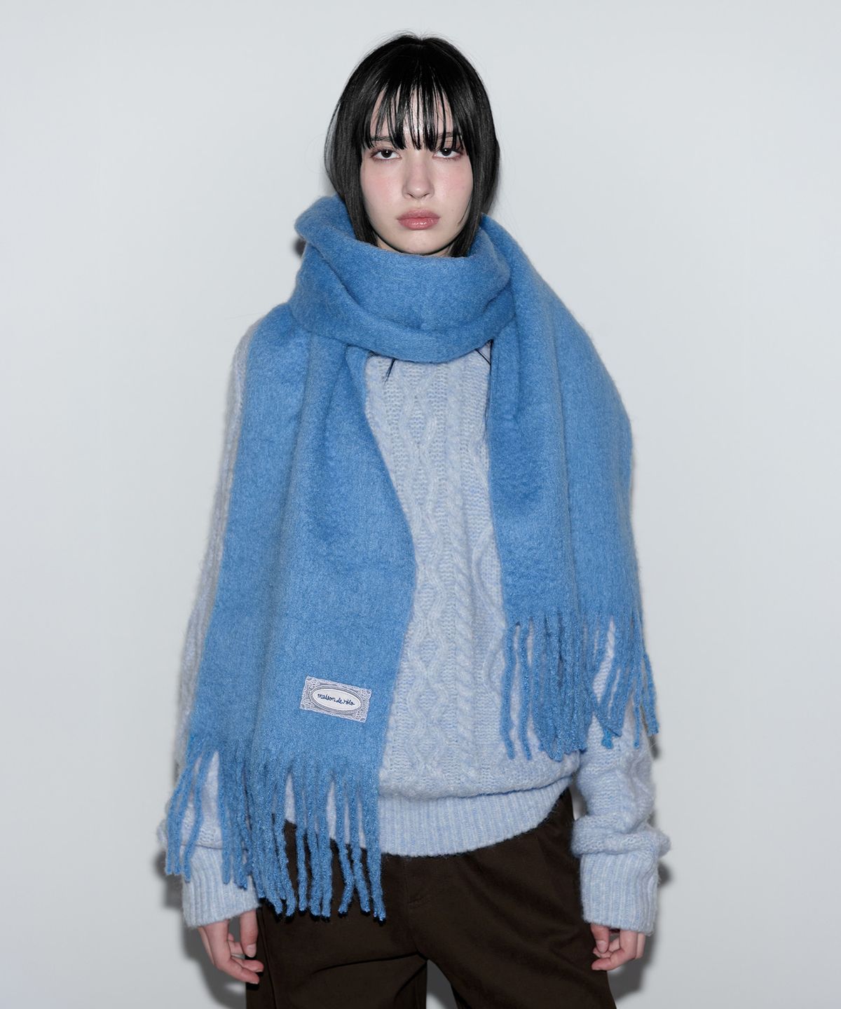 로라로라(ROLAROLA) LACE LABEL HAIRY MUFFLER BLUE