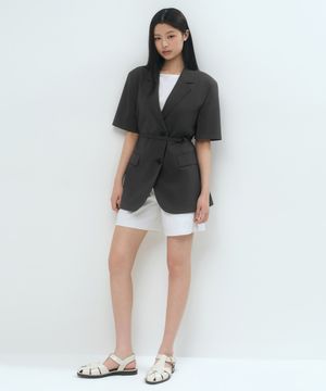 우먼즈 슬릭 벨티드 반소매 블레이저 [다크 그레이]