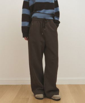 기모 절개 밴딩 팬츠_브라운