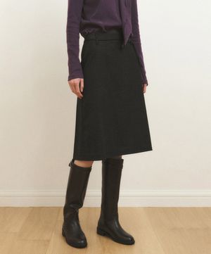 벨티드 핀턱 스커트_딥차콜