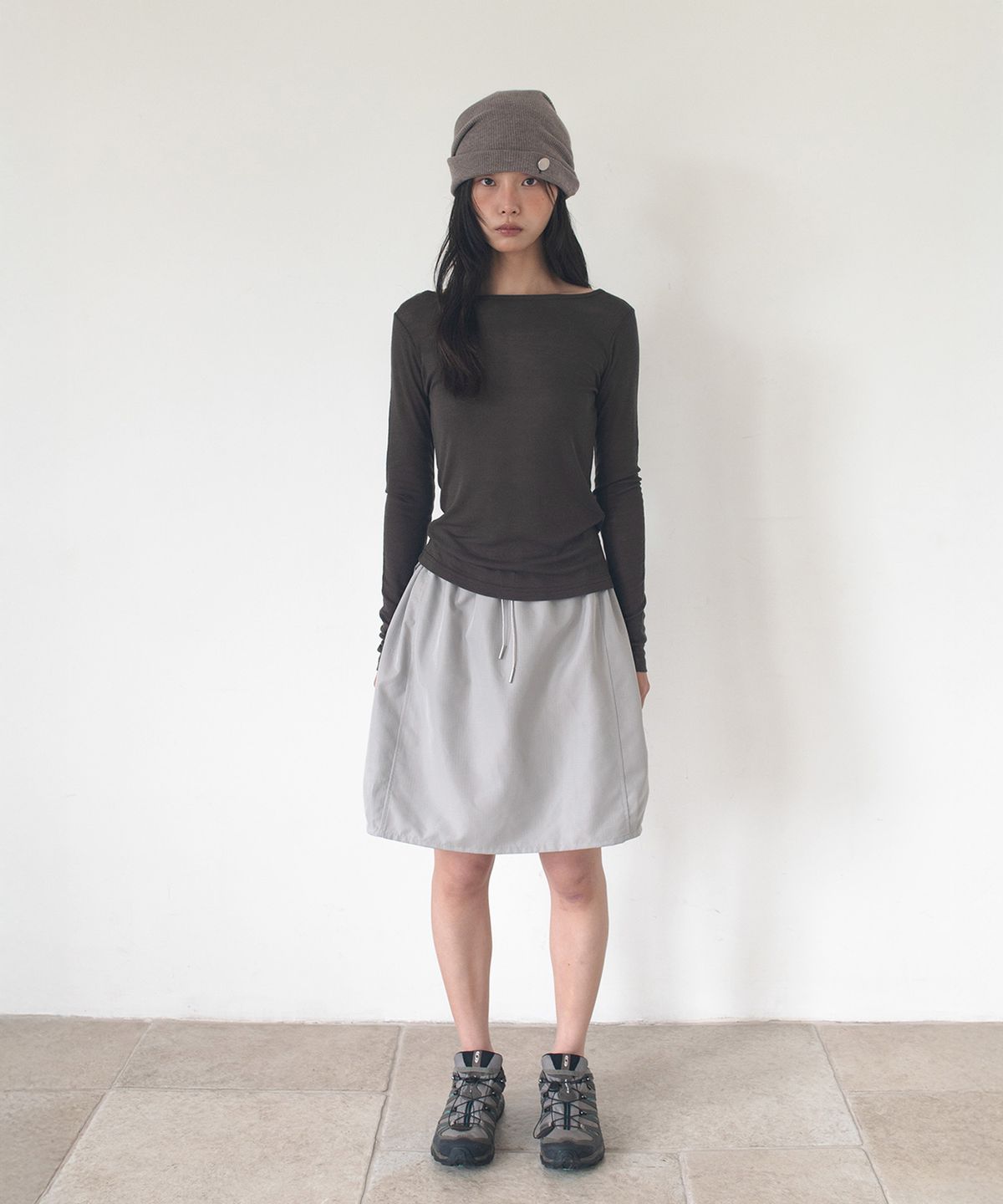 온스카(ONSKA) NYLON BALLOON SKIRT  (KHAKI BEIGE)