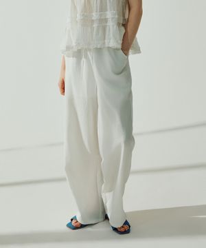 슬로쉬 린넨 밴딩 와이드 팬츠 - White