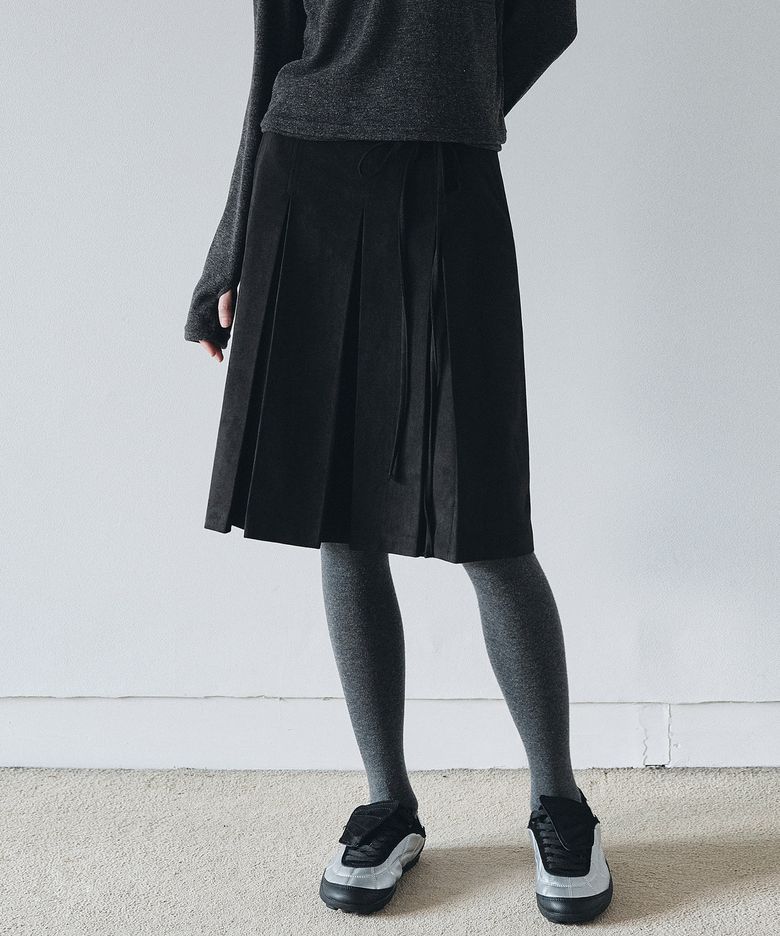 Suede String Pleats Midi Skirt (Black)