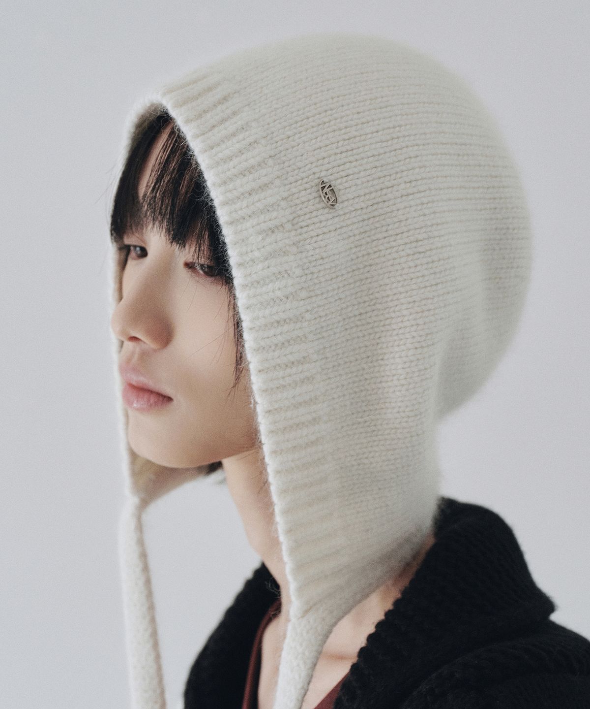 니브(NEEV) Strap Wool Knit Balaclava (Ivory)