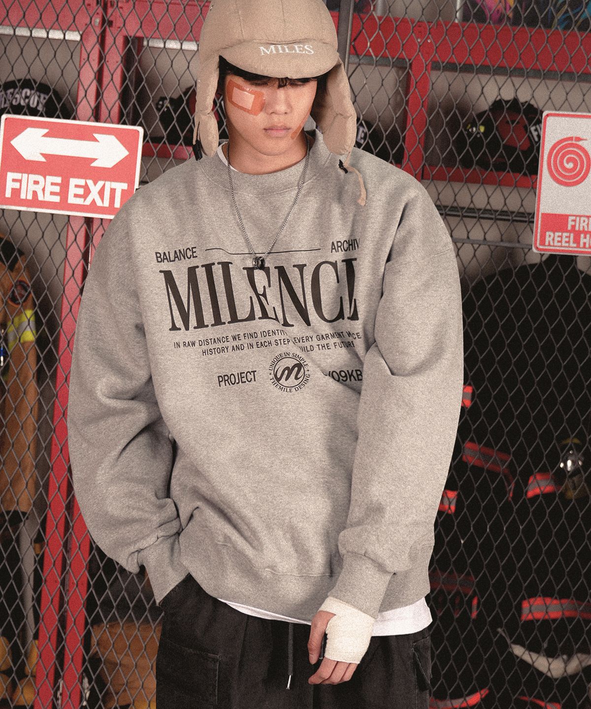 더마일(THEMILE) MILENC SWEAT MTM_GRAY
