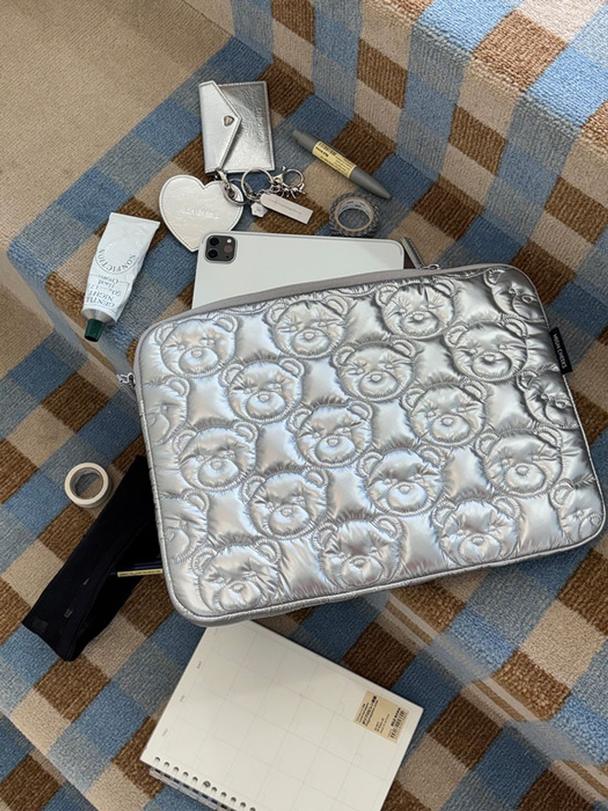 하이칙스(HIGH CHEEKS) APOC_Padded Notebook Pouch (13inch)_HC2579PC001M