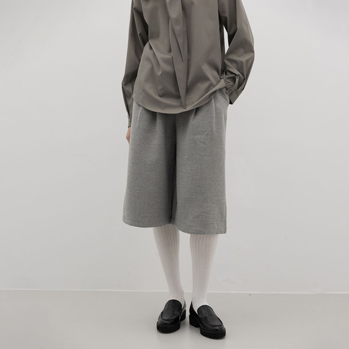 웬스데이딜라잇(WEDNESDAY DELIGHT) WD_Warm loose pants_GRAY