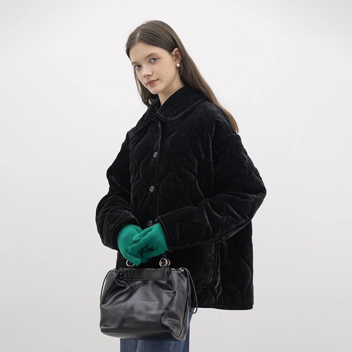 웬스데이딜라잇(WEDNESDAY DELIGHT) WD_Black velvet elegant coat