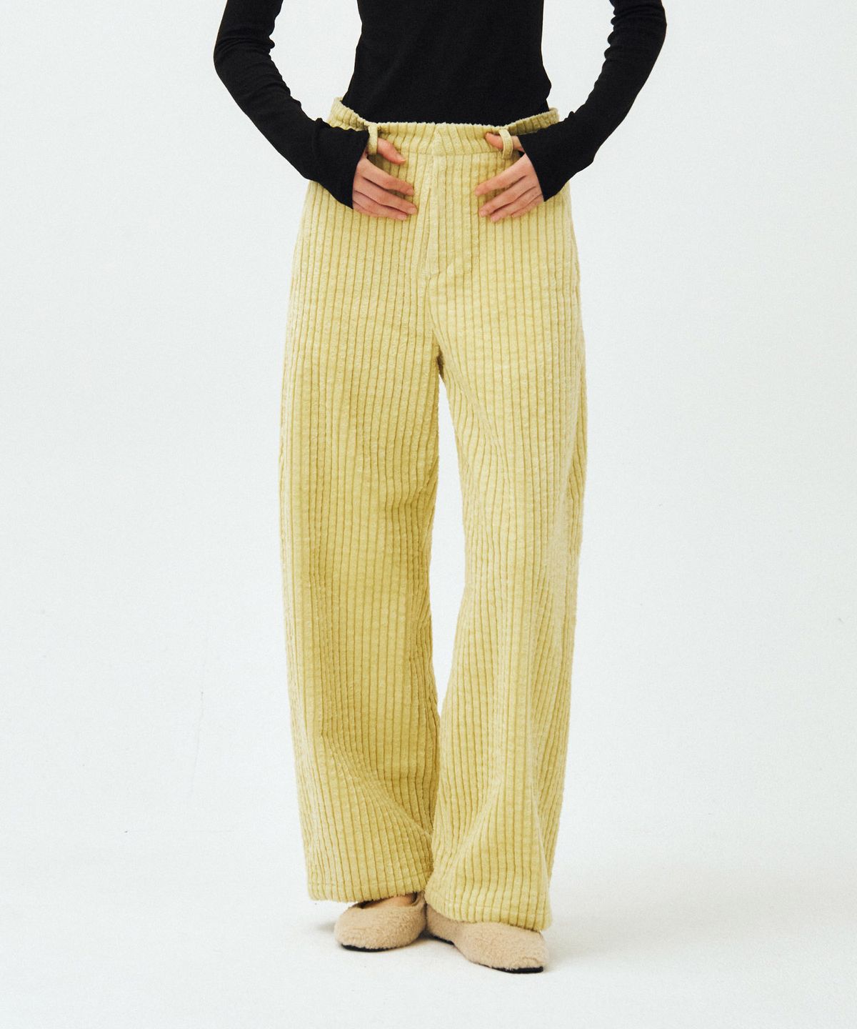 마이스(MAIS) HEAVY WIDE CORDUROY PANTS / GREEN