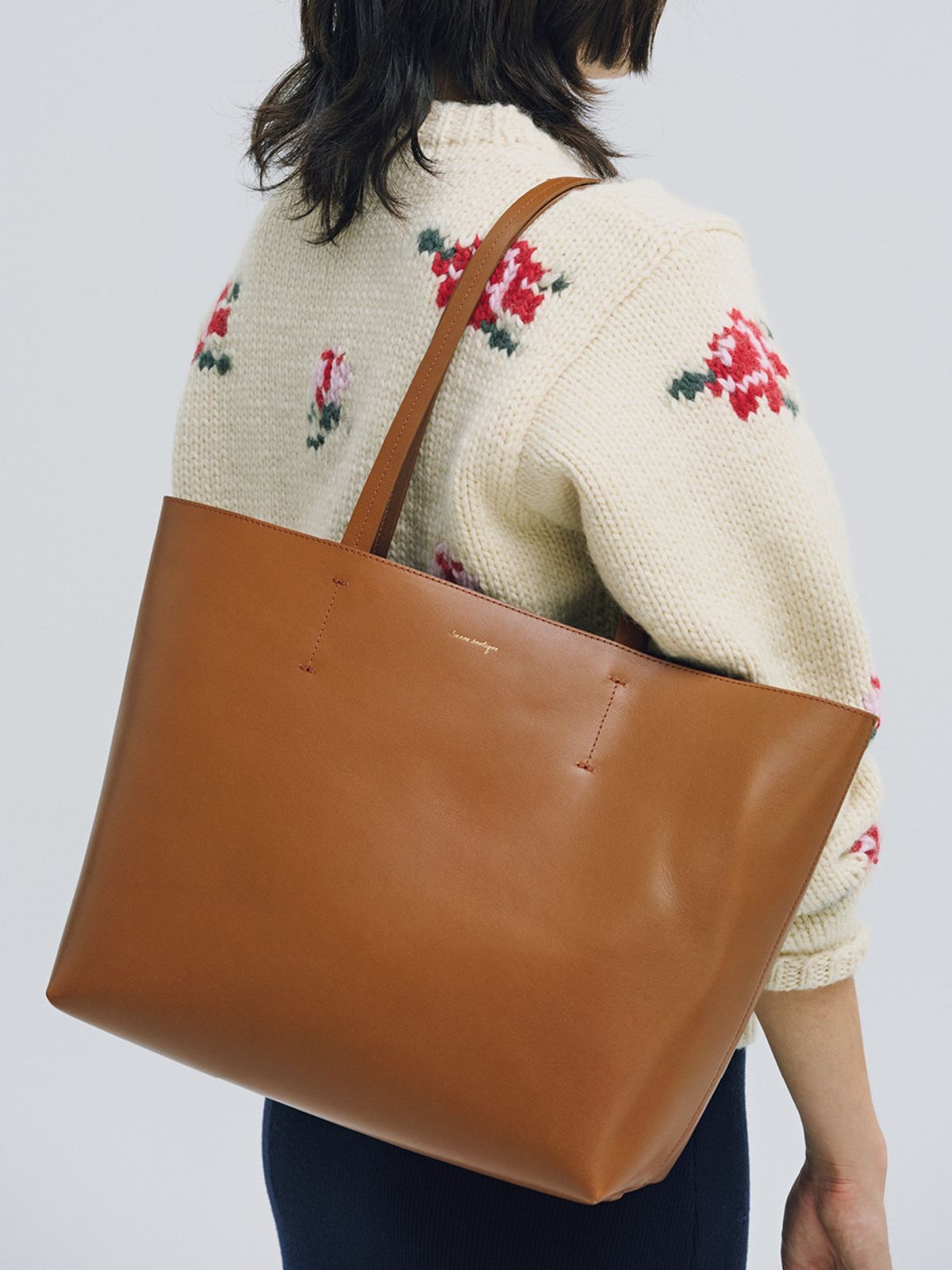시엔느(SIENNE) Bato Full Grain Leather Bag (Camel)