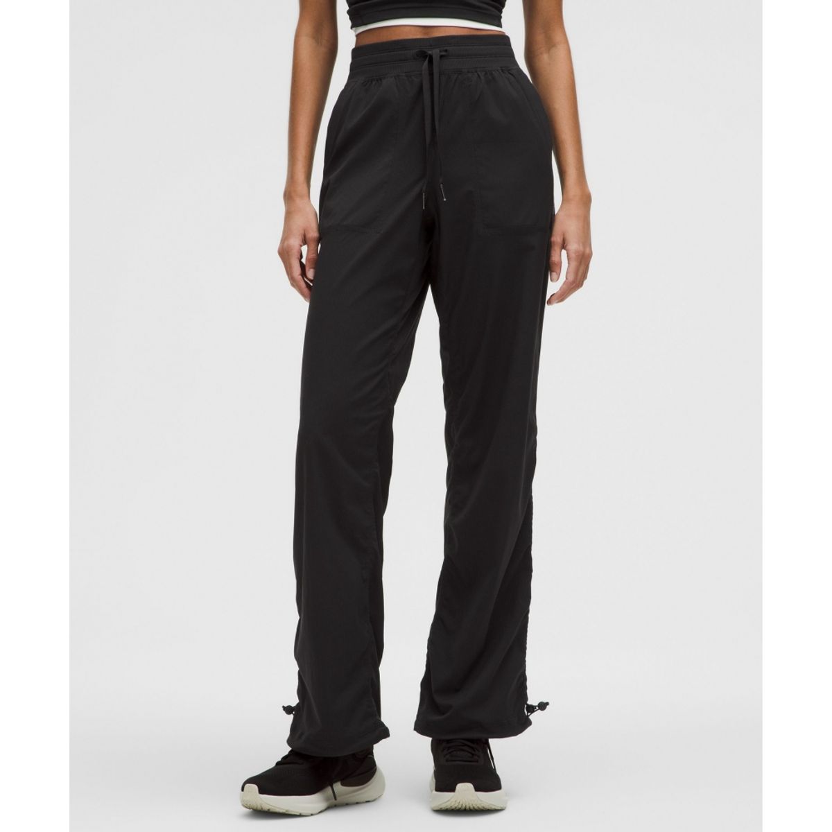 룰루레몬(LULULEMON) 댄스 스튜디오 릴랙스 핏 미드라이즈 팬츠  BLK