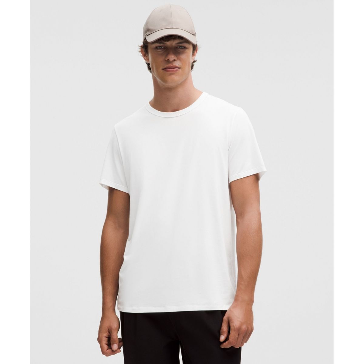 룰루레몬(LULULEMON) 펀더멘털 티셔츠  WHT