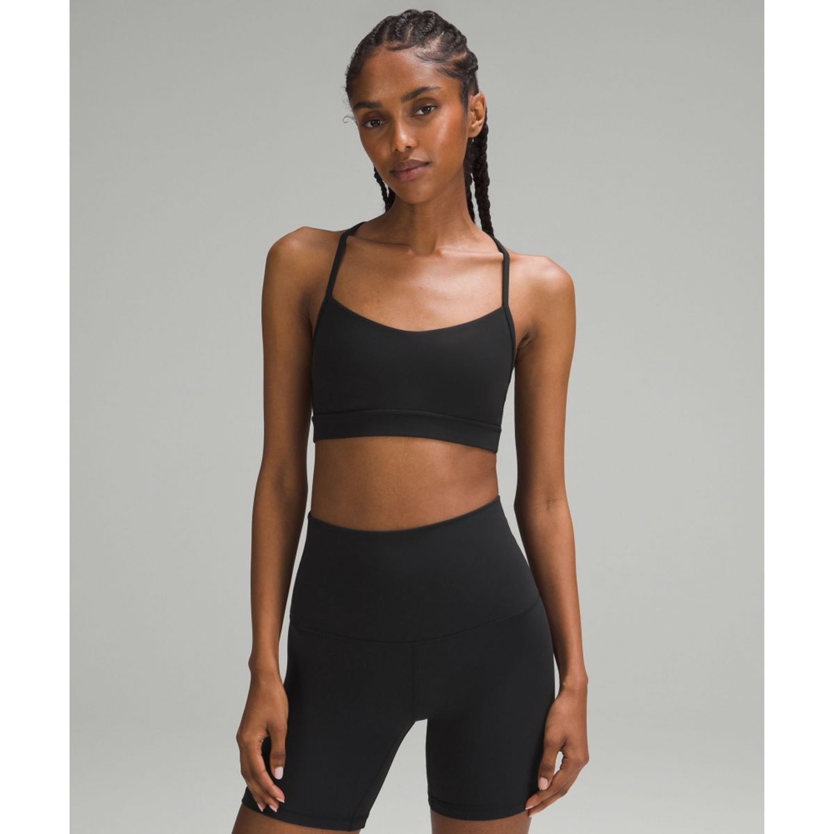 룰루레몬(LULULEMON) 플로우 Y 브라 Nulu *라이트 서포트, A C컵  BLK