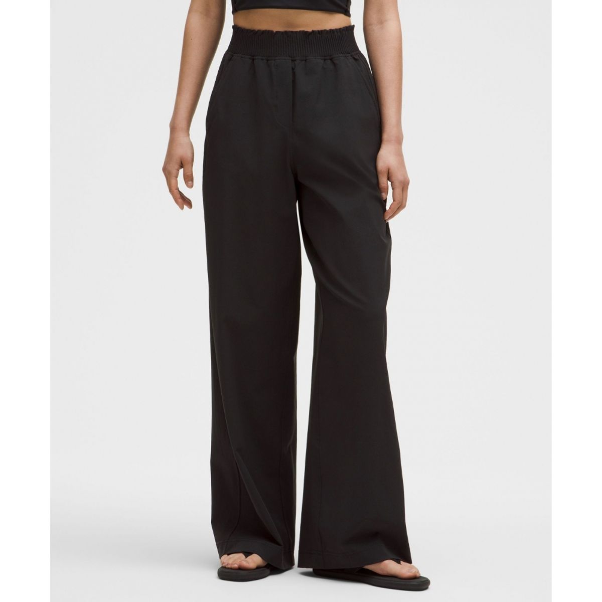 룰루레몬(LULULEMON) 스트레치 우븐 러플 웨이스트 와이드 레그 팬츠  BLK
