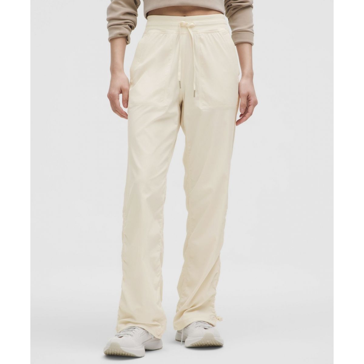 룰루레몬(LULULEMON) 댄스 스튜디오 릴랙스 핏 미드라이즈 팬츠 *아시아 핏  LTIV