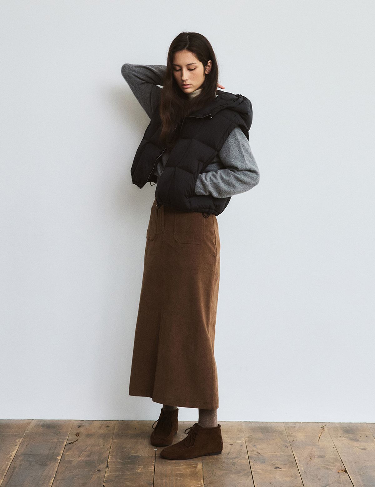 더엘로(THEELO) H-line Corduroy Skirt (Brown)