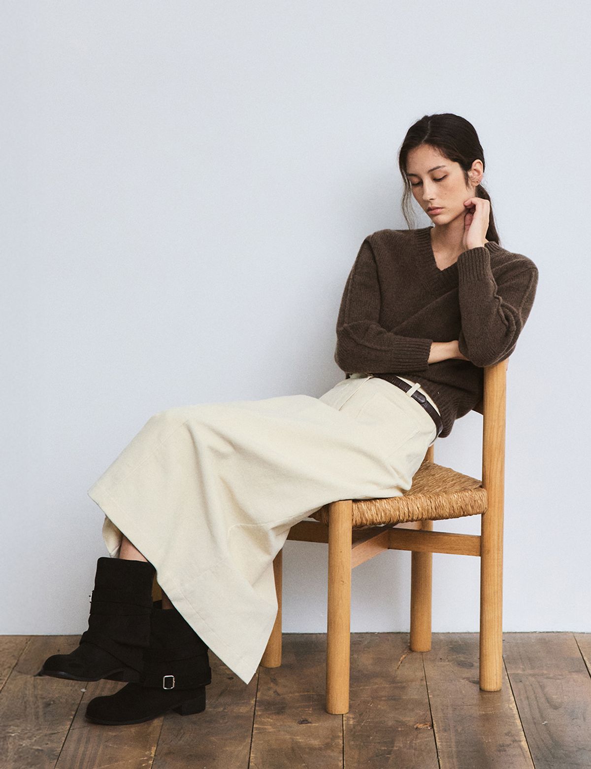 더엘로(THEELO) H-line Corduroy Skirt (Ivory)