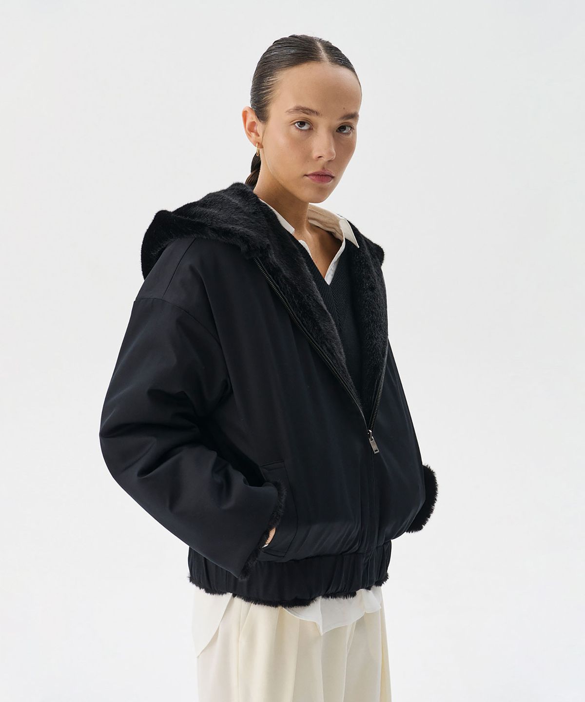 분더캄머(WNDERKAMMER) Reversible Mink fur Jumper_Black(리버시블 밍크 퍼 점퍼_블랙)