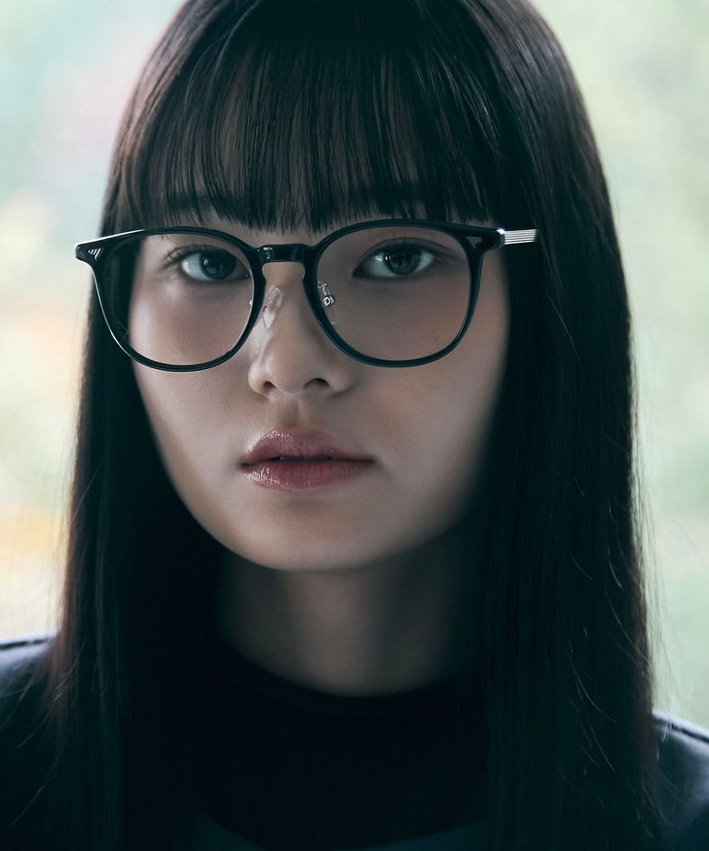 Arden Glasses [BLACK SILVER]