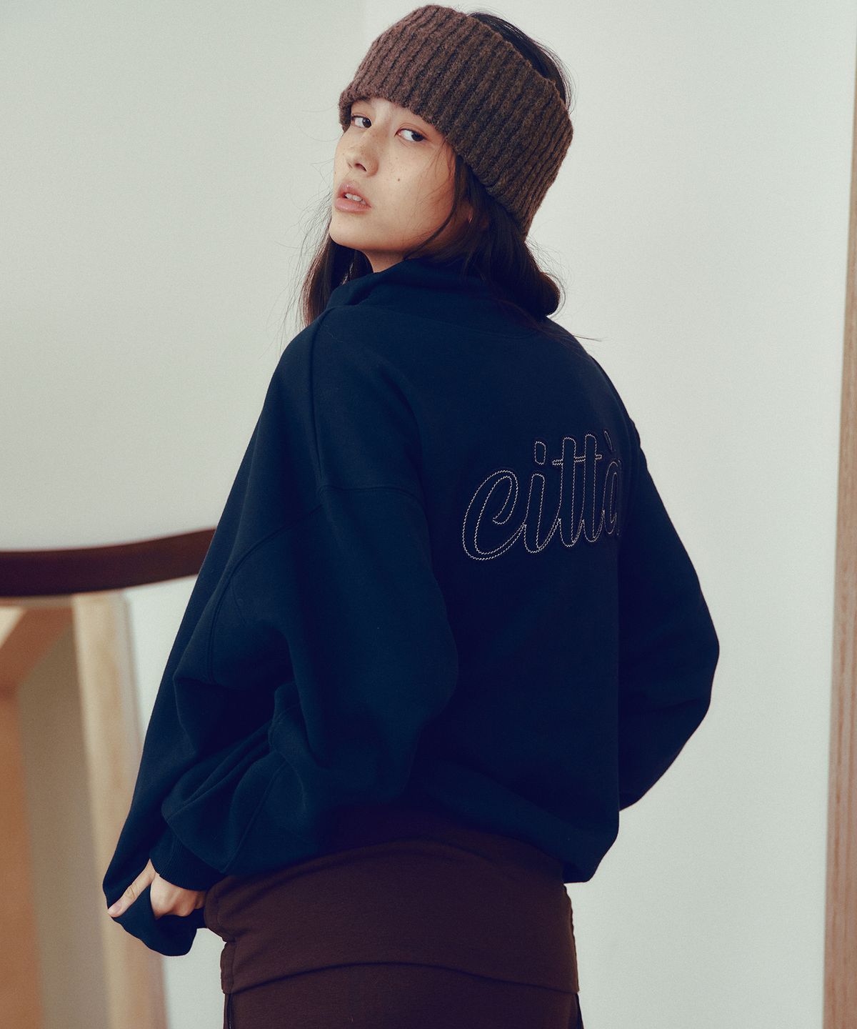 씨타(CITTA) Citta Logo Patch Work High-neck Sweat Shirt_CTT399(Navy)