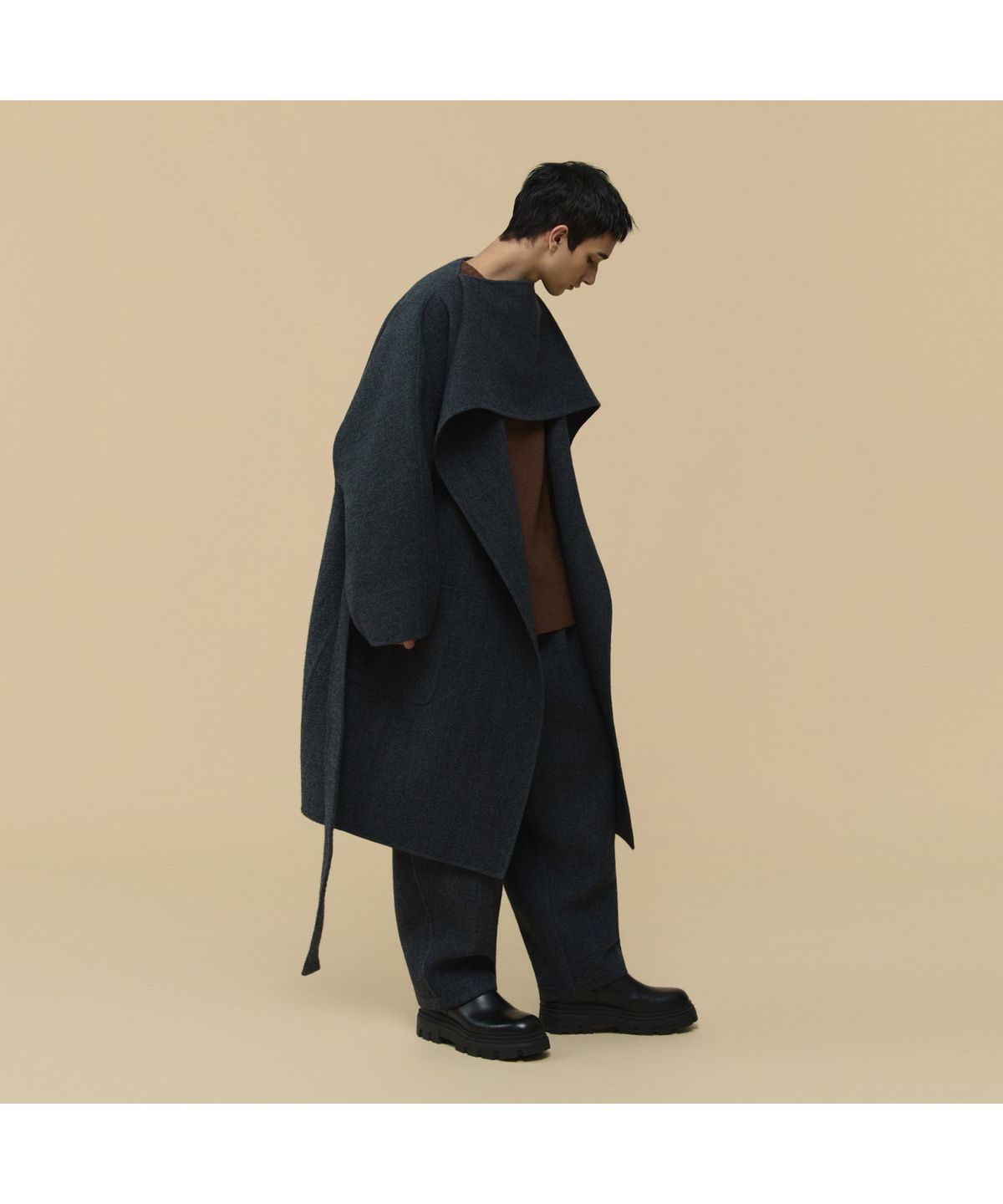 커스텀멜로우(CUSTOMELLOW) [HED MAYNER] Grey Back Slit Robe Coat CWCAW25993NYD