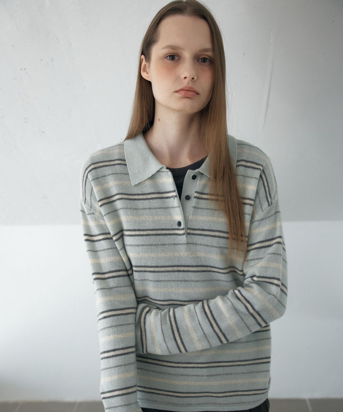 아위(AHWE) MULTI STRIPE COLLAR KNIT_MINT