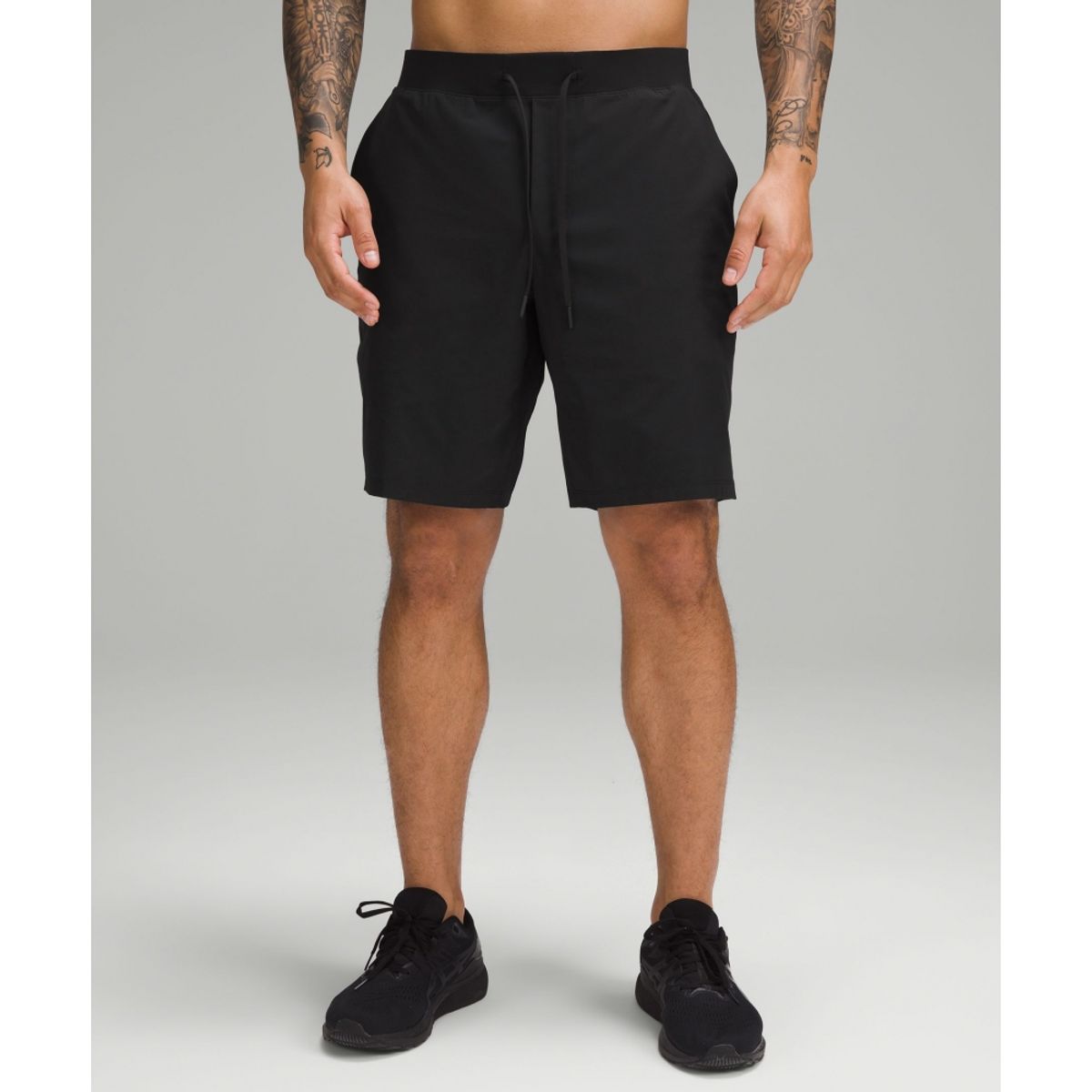 룰루레몬(LULULEMON) 제로드 인 라이너리스 쇼츠 9inch  BLK
