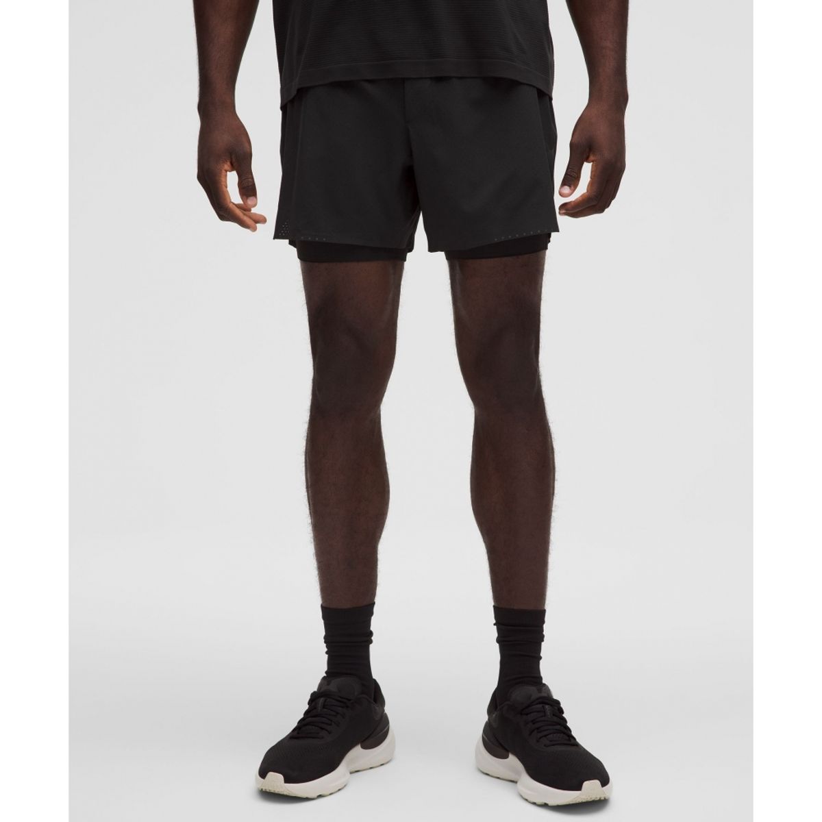 룰루레몬(LULULEMON) 패스트 앤 프리 라인드 러닝 쇼츠 5inch  BLK