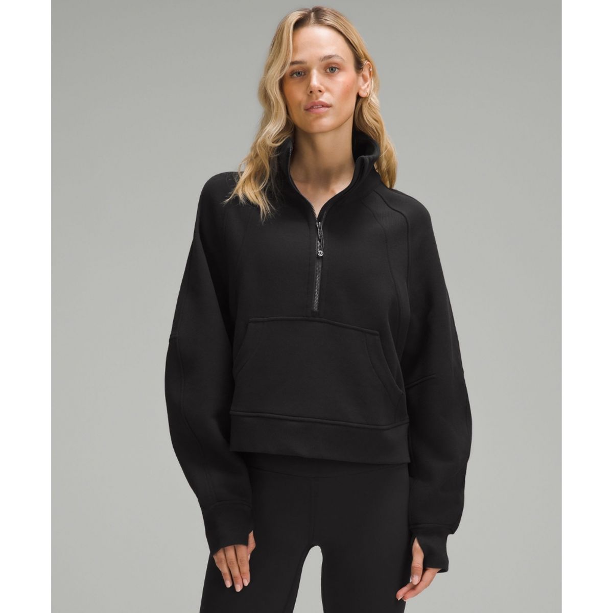 룰루레몬(LULULEMON) 스쿠바 오버사이즈드 퍼넬넥 하프집  BLK