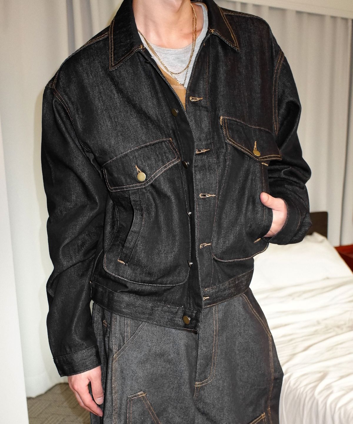 뉴치프시크디피(NEWCHEAPCHICDP) labour raw denim trucker(Indigo)