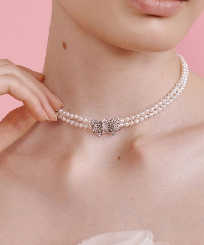 Mini pearl Choker