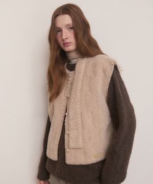 Suede button fleece muffler vest set - ash beige