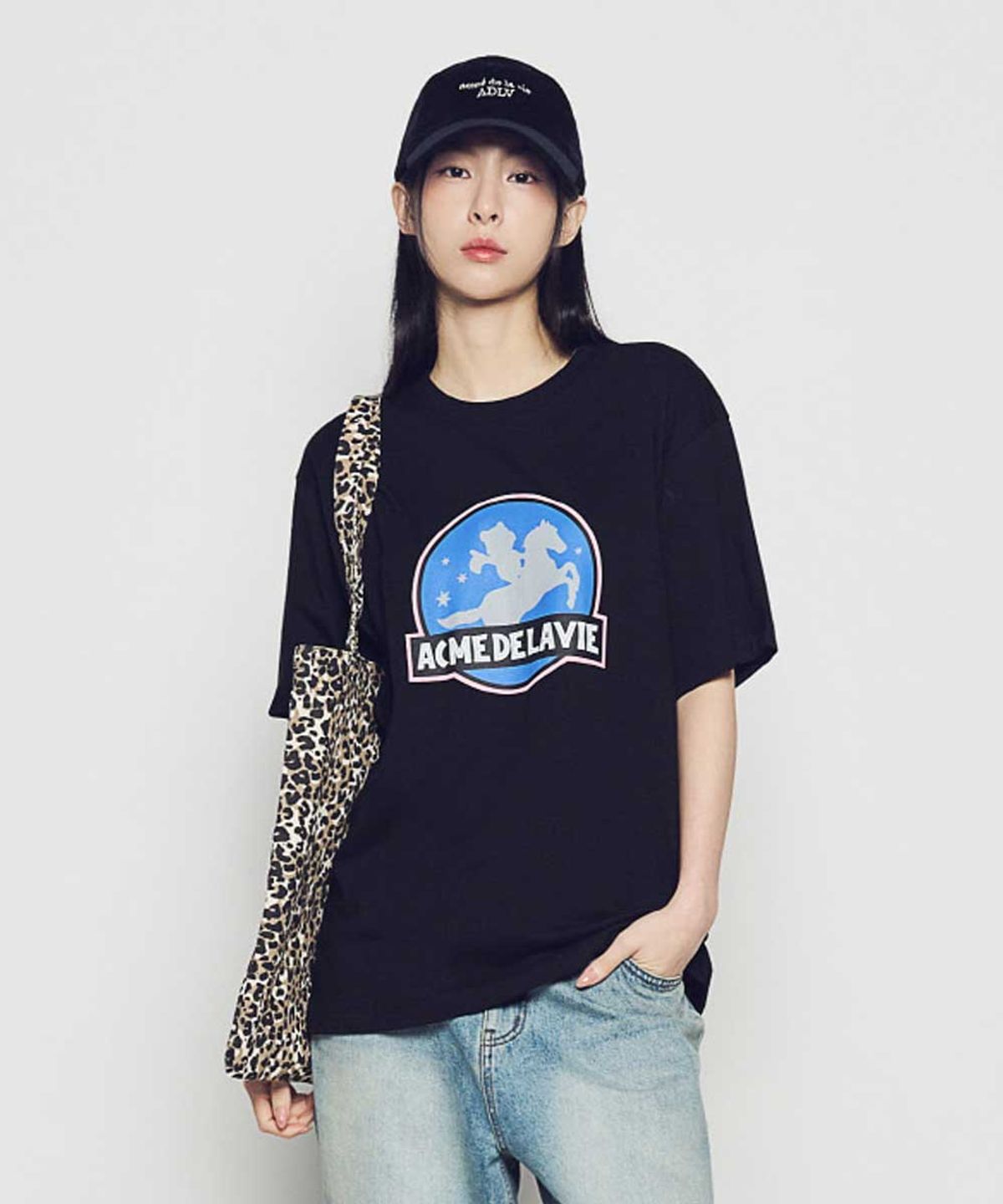 아크메드라비(ACME DE LA VIE) SHADOW HORSE SHORT SLEEVE T-SHIRT (2COLOR)