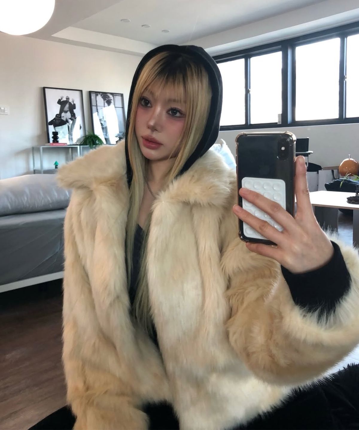 하우스 오브 폰드(HOUSE OF POND) High Neck Heritage Fur Jacket_Ivory