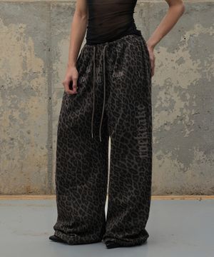 Leopard Wide 2way Jogger - Charcoal