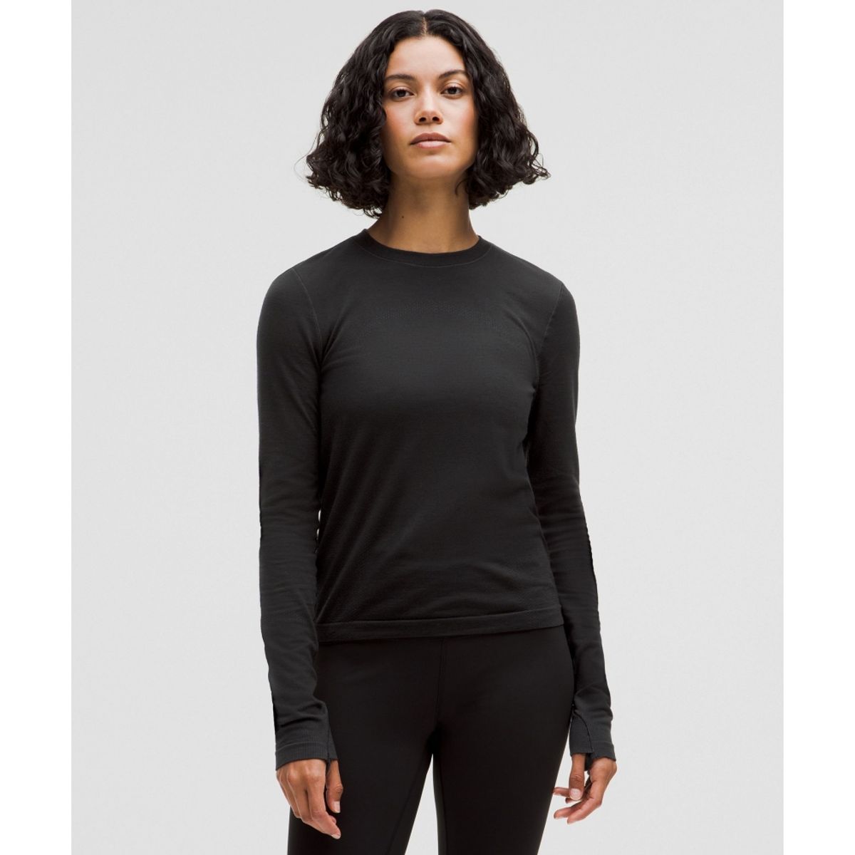 룰루레몬(LULULEMON) 스위프틀리 울 롱슬리브 셔츠 *힙 렝스  BLK BLK