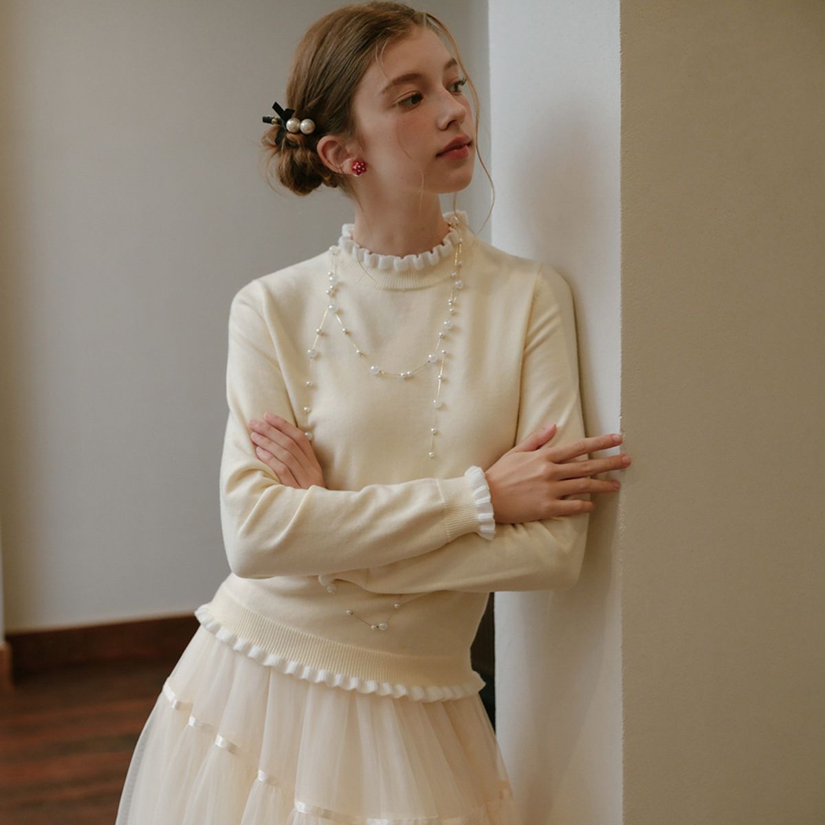 쎄무아듀(CEST MOIDEW) Cest_Soft ruffle knit top_CREAM