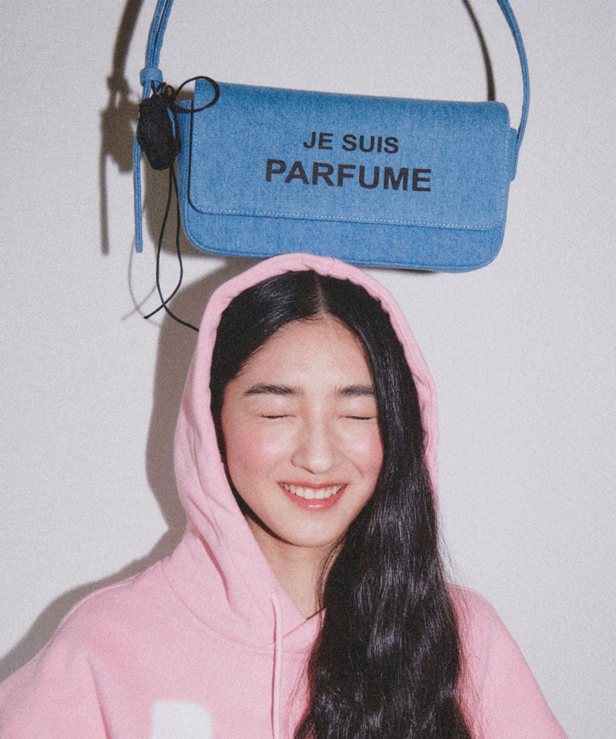파퓸드로브(PARFUM DE LAUBE) Sac De Parfume Laube Blue