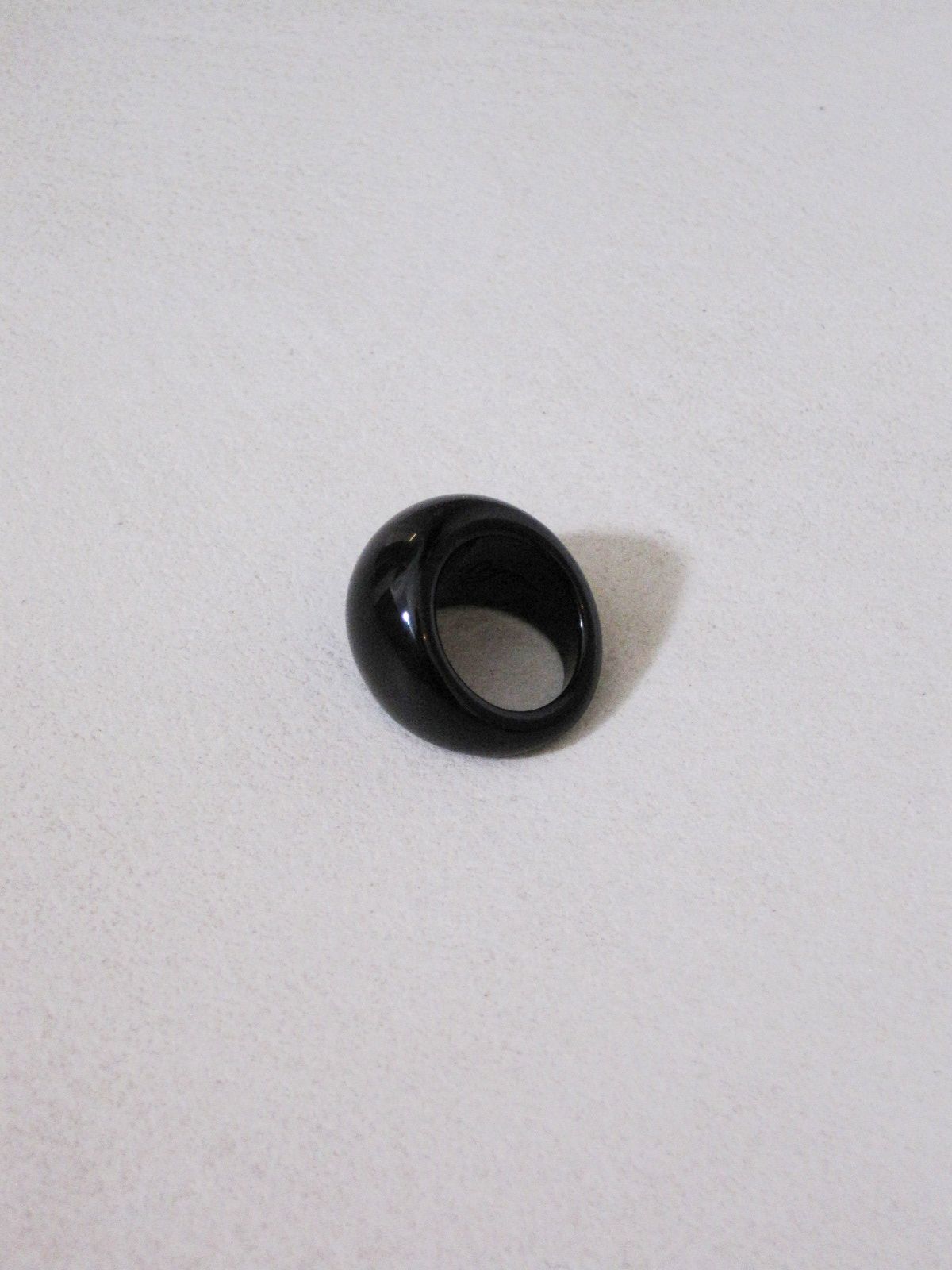 둥그런(DUNGEUREON) Formica Bold Ring (Black)