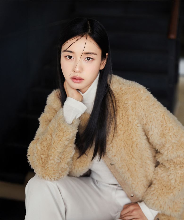FW 양모컬리 라운드 롱코트