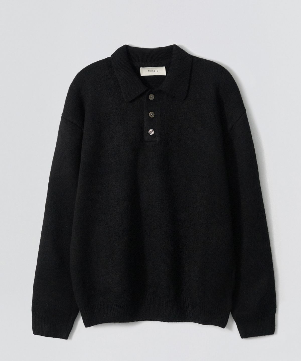 이지오(EZIO) Natural Button Collar Knit_Black