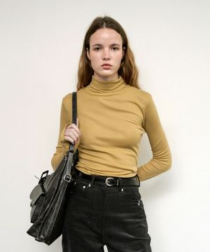 Derry daily turtle neck