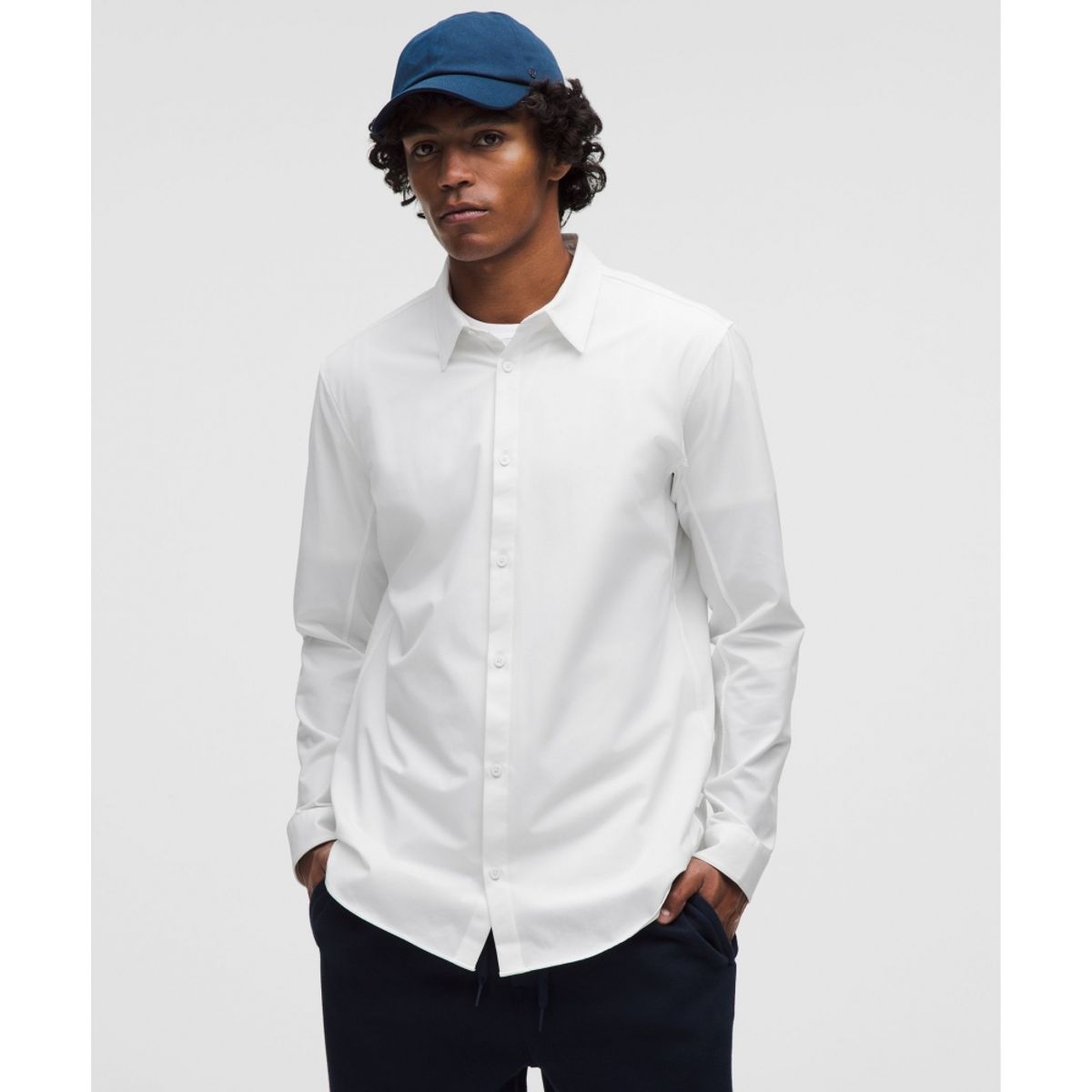 룰루레몬(LULULEMON) 뉴 벤처 슬림 핏 롱슬리브 셔츠  WHT