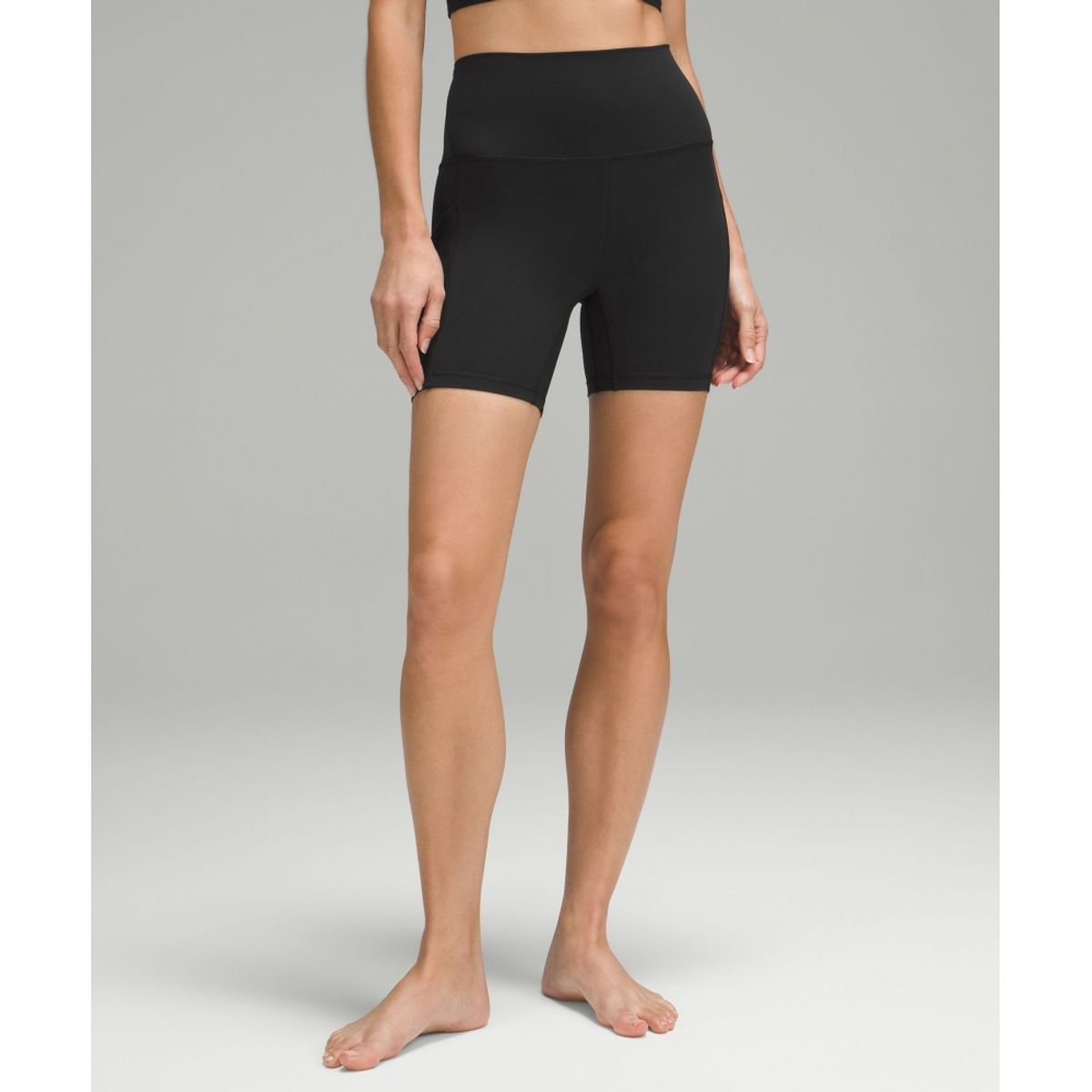룰루레몬(LULULEMON) Align™ 하이라이즈 쇼츠 위드 포켓 6inch  BLK