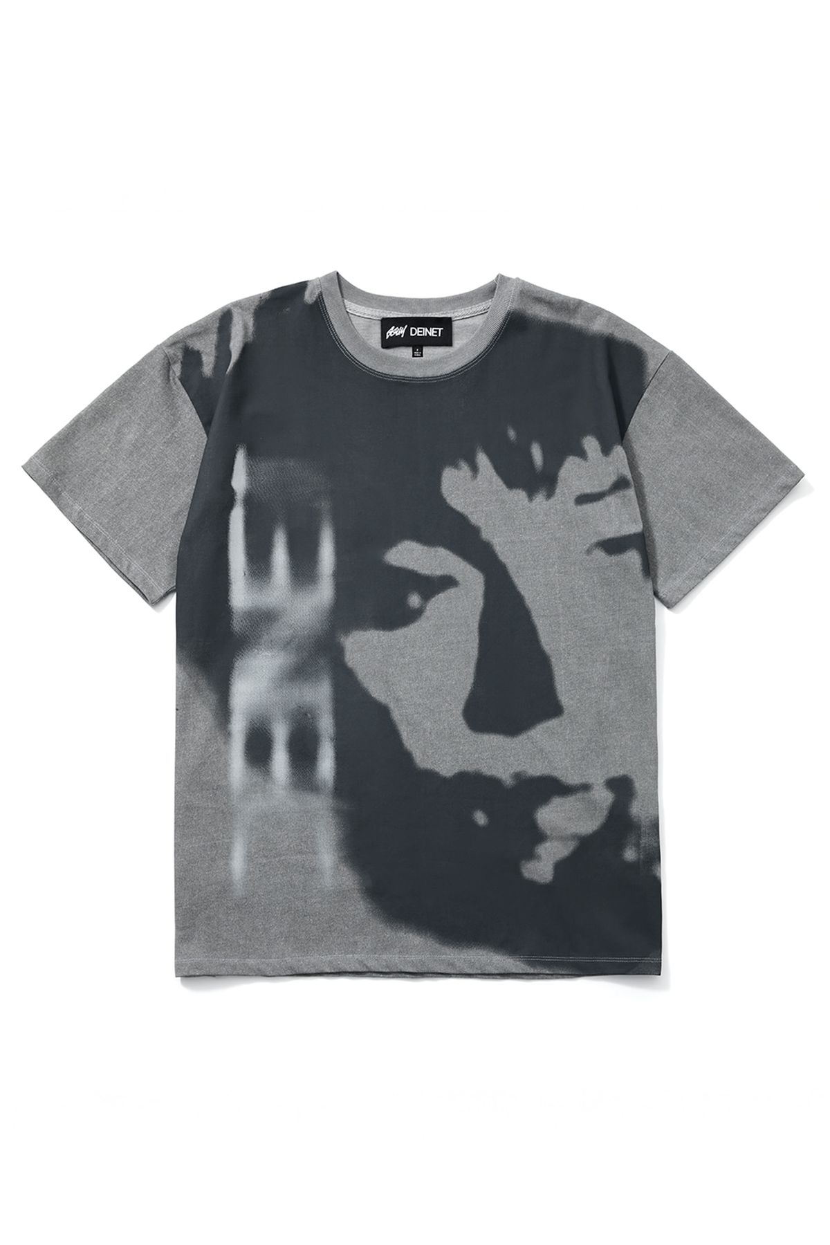 다이닛(DEINET) [GGUM X DEINET] LOOSE FIT S/S T-SHIRT IN GREY