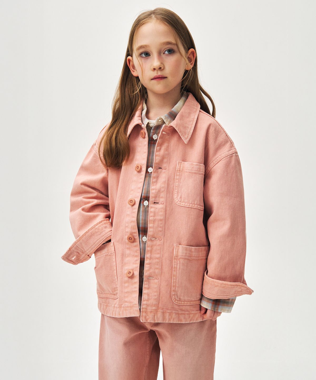 무신사 스탠다드 키즈(MUSINSA STANDARD KIDS) 피그먼트 데님 초어 재킷 [코랄]