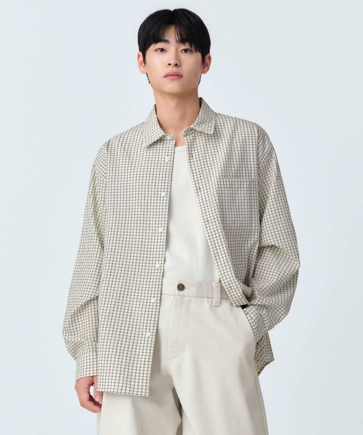무신사 스탠다드(MUSINSA STANDARD) 릴렉스드 스몰 플레이드 체크 셔츠 [라이트 베이지/그레이]