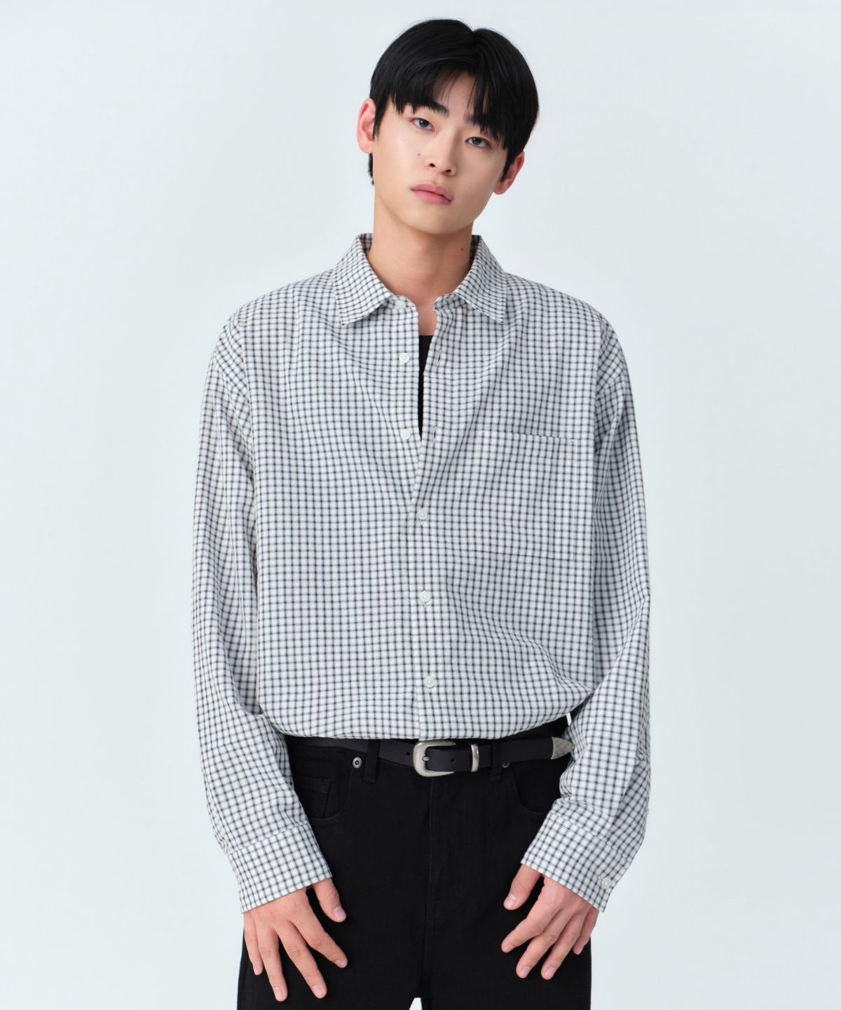 무신사 스탠다드(MUSINSA STANDARD) 릴렉스드 스몰 플레이드 체크 셔츠 [라이트 그레이/블랙]