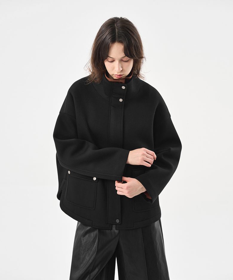 네오플랜 하프 코트_BLACK